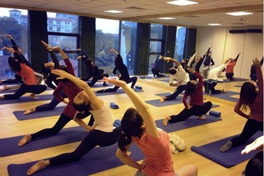 Tập luyện Yoga theo phương pháp hiện đại - Tại sao không?
