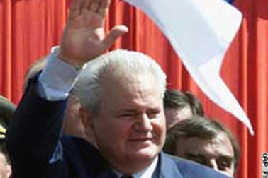 Có nhiều chất lạ trong mẫu máu của Milosevic