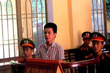 Khuyên vợ về nhà không được, chồng ra tay sát hại