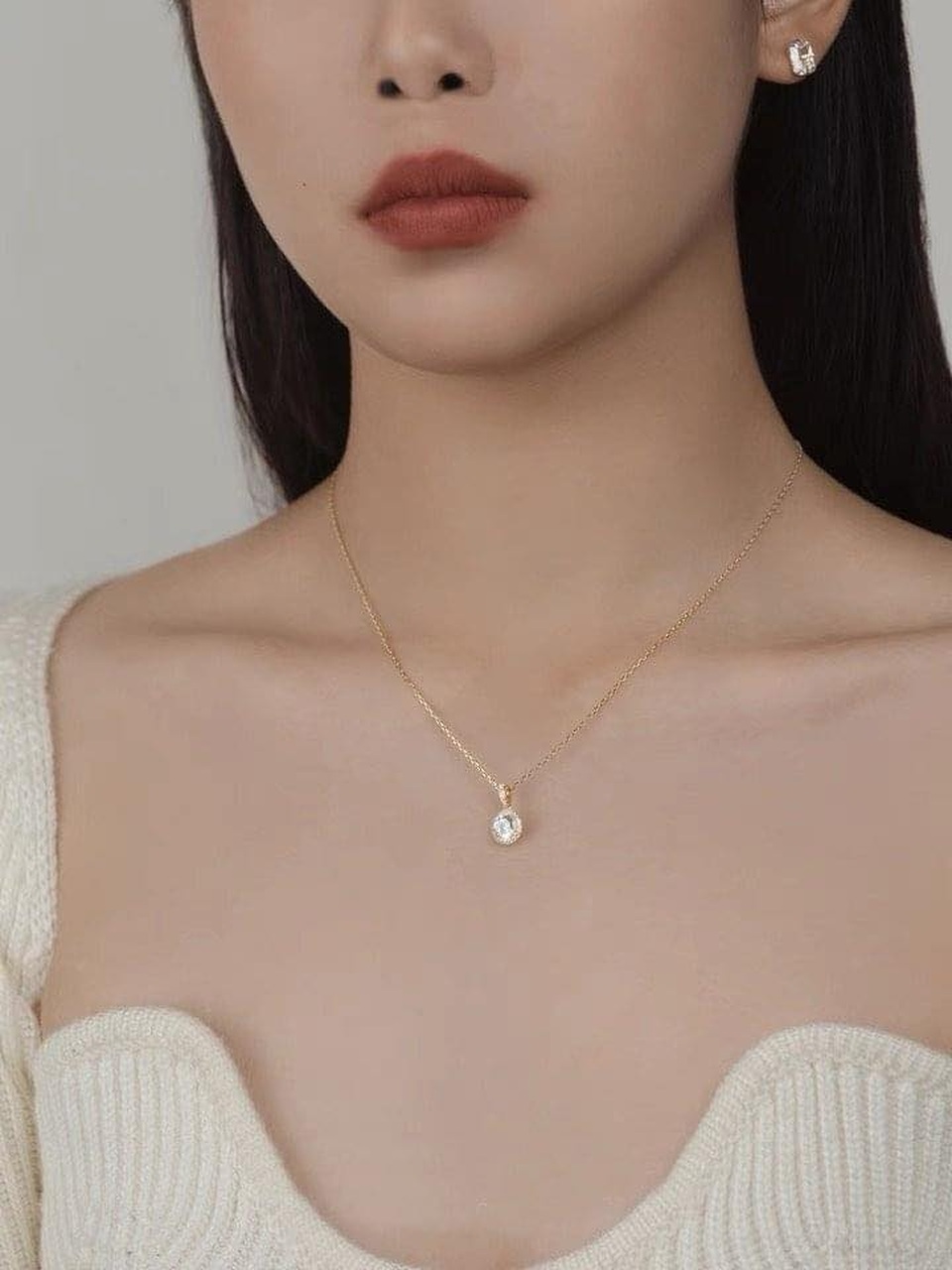 CEO Datelier Jewellery Nguyễn Phương Chi chia sẻ bí quyết chọn trang sức độc đáo - 4 CEO Datelier Jewellery Nguyễn Phương Chi chia sẻ bí quyết chọn trang sức độc đáo - 4