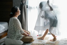 Bà nội giành cháu ngày hè, con nói mấy câu khiến tôi choáng váng