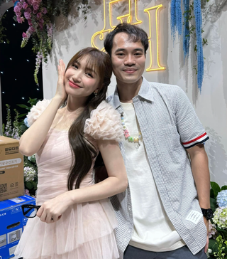 Hòa Minzy tuổi 30: Cuộc sống sang chảnh và tình bạn đặc biệt với Văn Toàn - 10