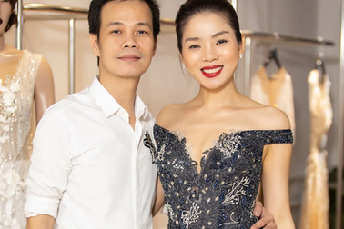 Lệ Quyên rạng rỡ trước show mở màn Tuần lễ thời trang Quốc tế