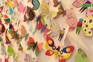 Tác phẩm mỹ thuật khổng lồ với 1300 cánh bướm giấy xuất hiện ở Hà Nội