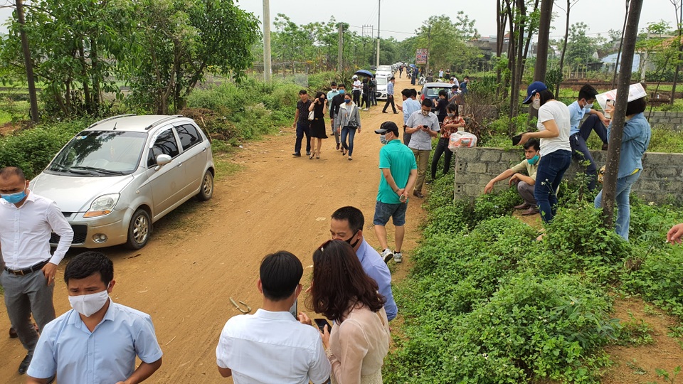 Cần hình sự hóa hành vi “thổi giá” bất động sản? - 1 Cần hình sự hóa hành vi “thổi giá” bất động sản? - 1