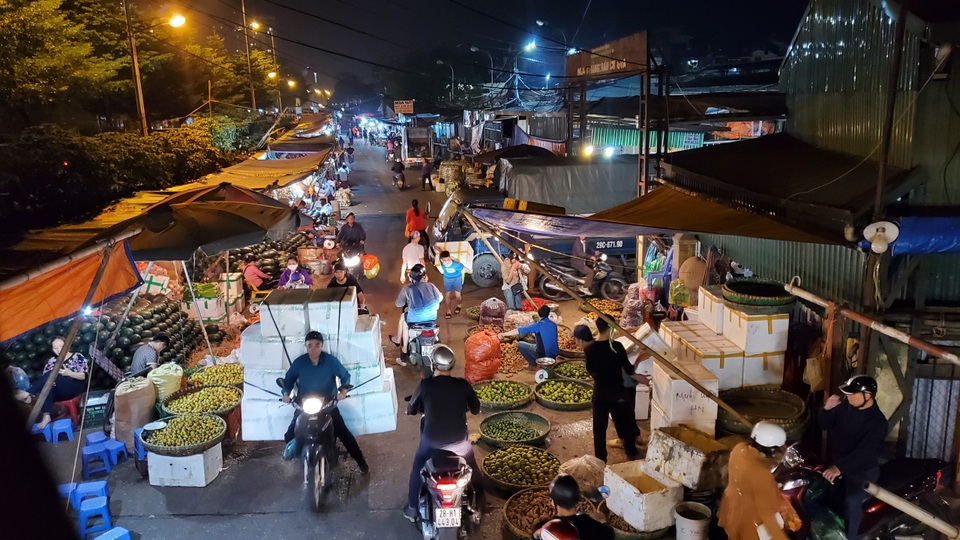 Hà Nội: Những mảnh đời mưu sinh trong đêm đông - 10 Hà Nội: Những mảnh đời mưu sinh trong đêm đông - 10