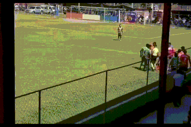 Màn ăn vạ "có một không hai" trong lịch sử bóng đá