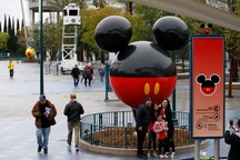 Disney cắt giảm 28.000 nhân sự vì đại dịch Covid-19