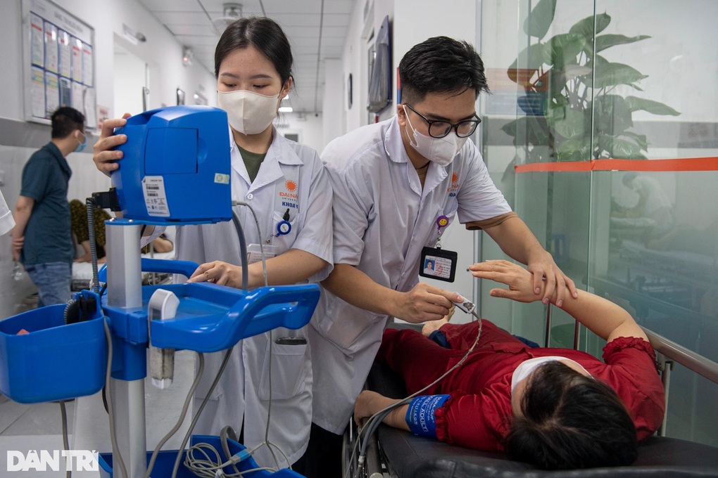 Đi cấp cứu, trình thẻ BHYT trễ có được BHYT chi trả không? - 1 Đi cấp cứu, trình thẻ BHYT trễ có được BHYT chi trả không? - 1