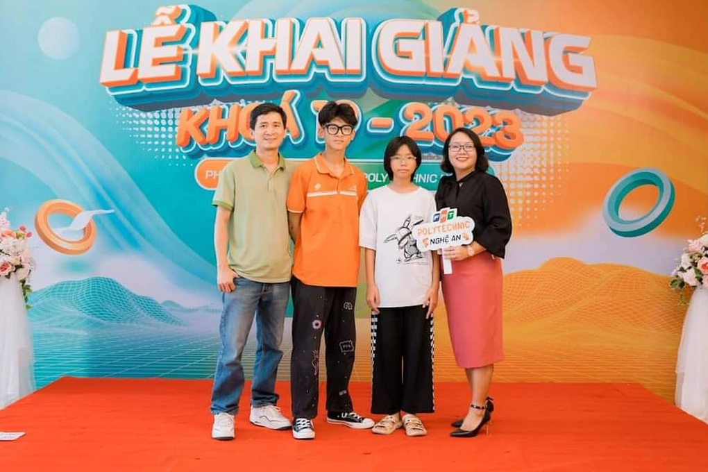 Con đỗ lớp 10 trường công, bố kiến trúc sư vẫn gạ con học trường nghề - 2 Con đỗ lớp 10 trường công, bố kiến trúc sư vẫn gạ con học trường nghề - 2