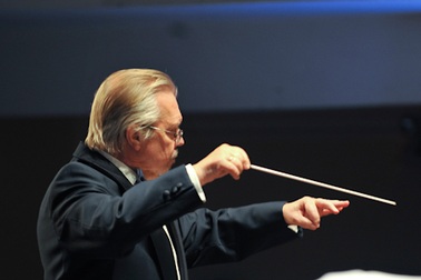 Nhạc trường danh tiếng Jan Stulen trở lại Việt Nam