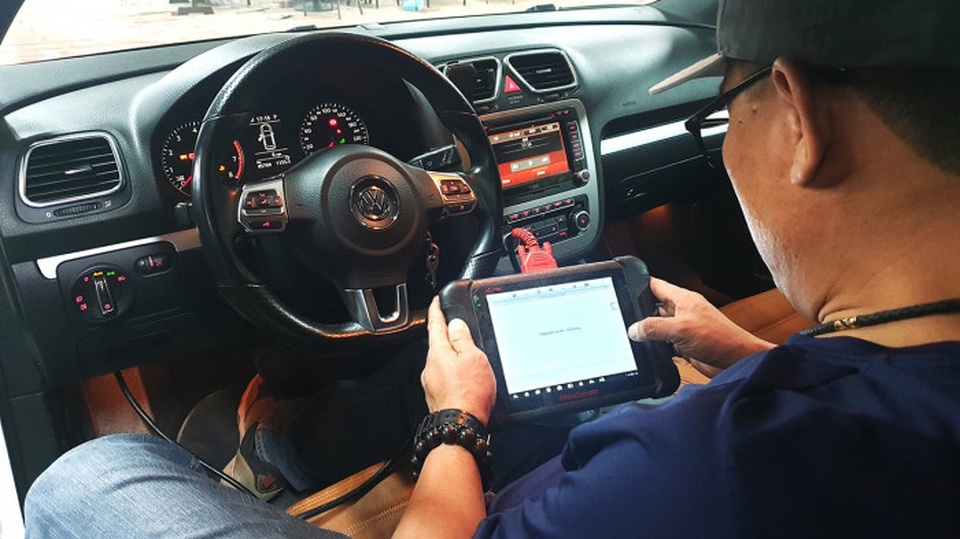 Nở rộ tua công-tơ-mét ô tô để trục lợi - 1 Nở rộ tua công-tơ-mét ô tô để trục lợi - 1