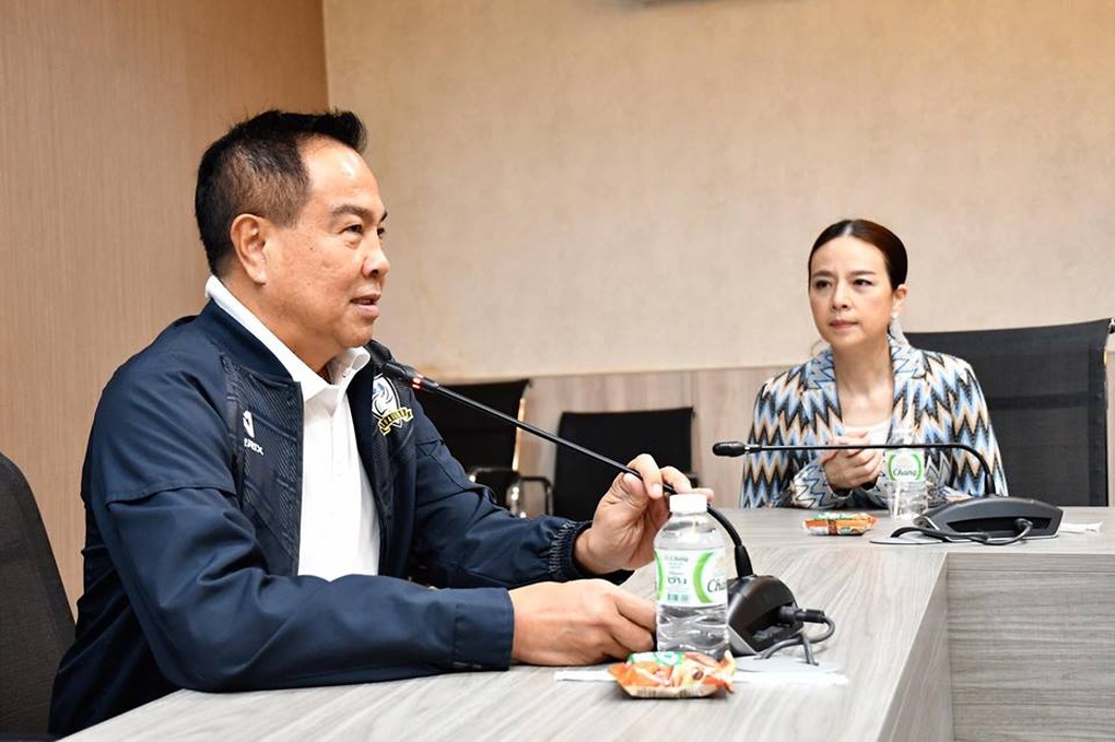 Madam Pang: Bóng đá Thái Lan đang khủng hoảng trầm trọng - 1 Madam Pang: Bóng đá Thái Lan đang khủng hoảng trầm trọng - 1