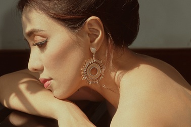 Hậu vụ kiện 9 năm với ông bầu, Miko Lan Trinh than thở: “Đừng dễ tin người”