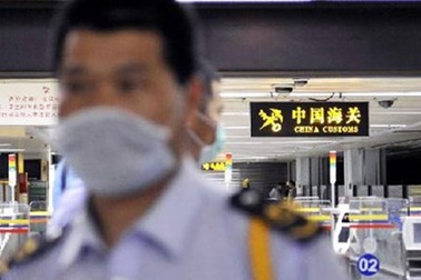 Quan chức hải quan Trung Quốc bị người tình “vạch mặt“