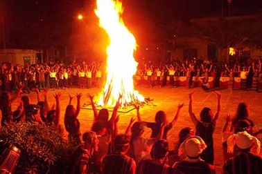 Tuổi trẻ và di sản văn hóa cồng chiêng