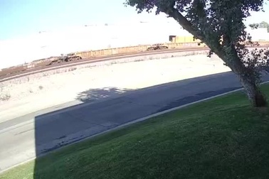 Máy bay Mỹ lao vào tòa nhà có 200 người đang làm việc