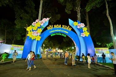 Khai mạc Hội hoa xuân 2016 với 3.000 sinh vật cảnh quý hiếm