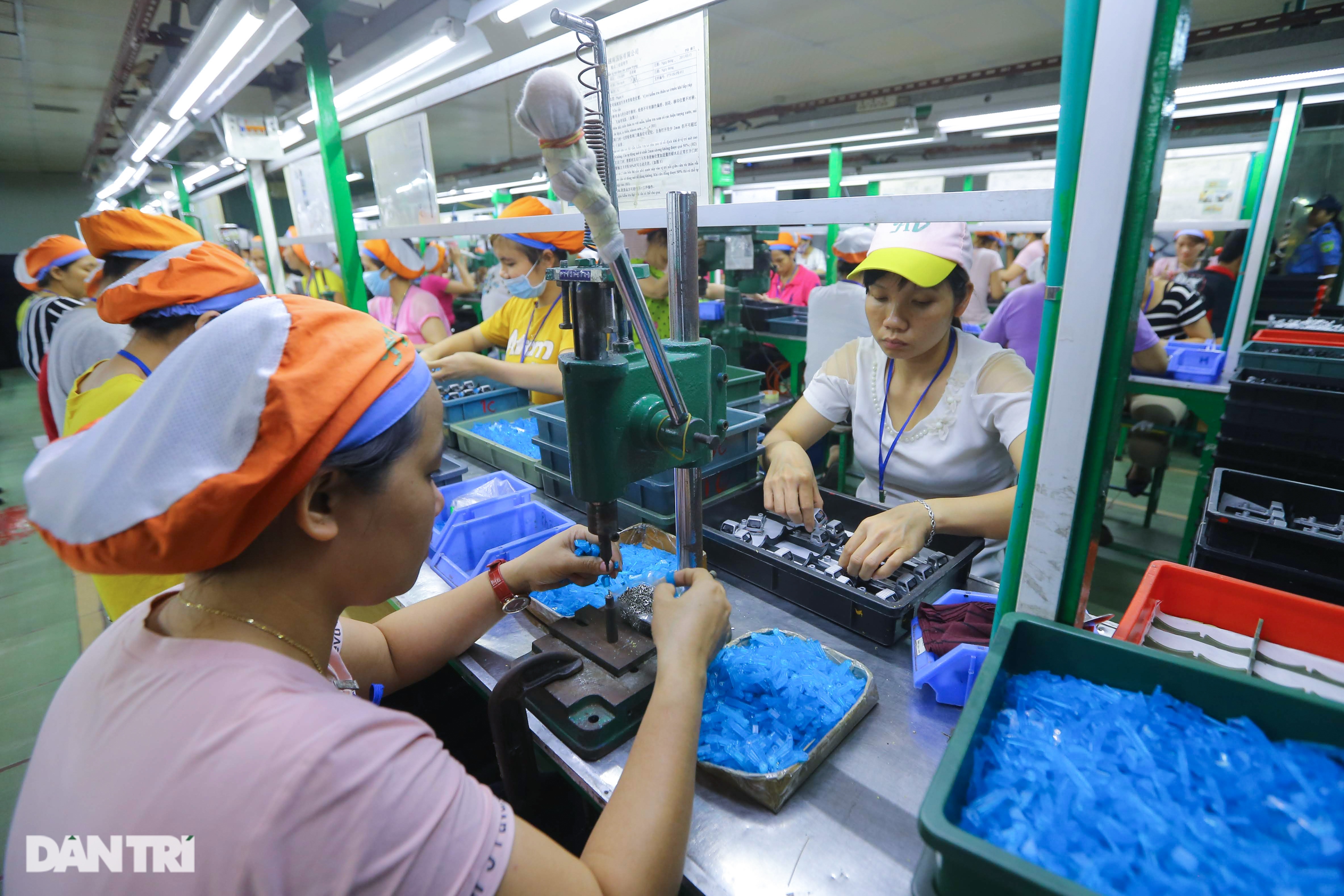 Từ 1/1/2021: 10 nội dung mới về hợp đồng lao động có hiệu lực - 2 Từ 1/1/2021: 10 nội dung mới về hợp đồng lao động có hiệu lực - 2