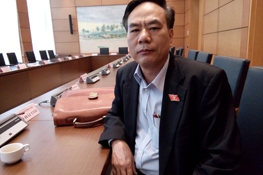 Thoái vốn nhà nước: Phải loại bỏ “quân xanh, quân đỏ” móc ngoặc, thao túng giá