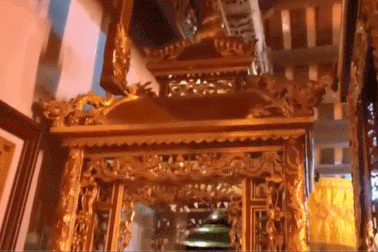 Ly kỳ chuyện tấm bia hơn 300 năm khắc lời di nguyện của vị Thánh thuốc Nam