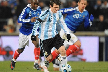 Messi vắng mặt trong cuộc chạm trán với ĐT Nga