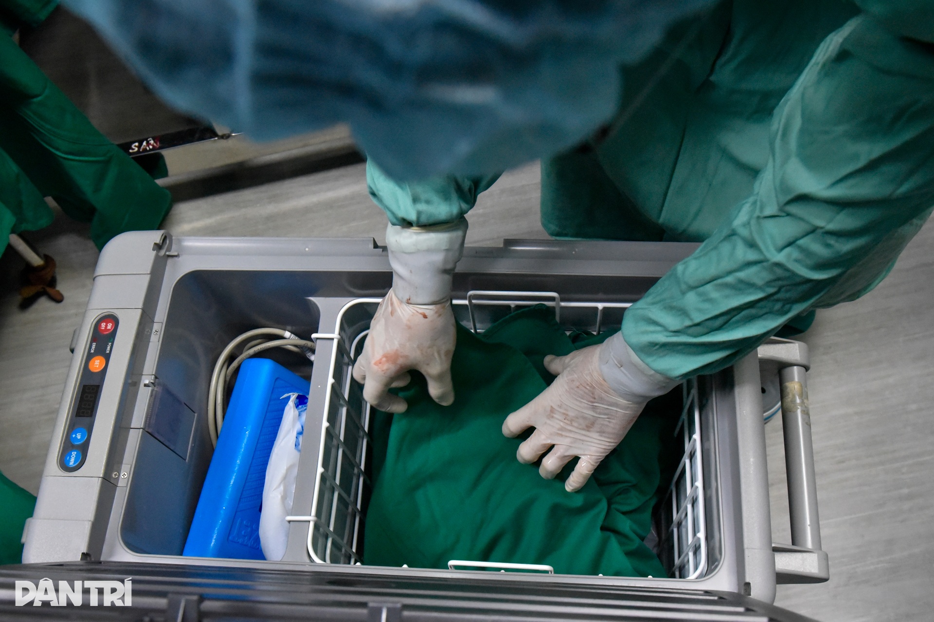 10 tiếng cân não để người đàn ông tái sinh 4 cuộc đời - 13 10 tiếng cân não để người đàn ông tái sinh 4 cuộc đời - 13