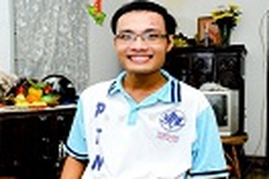 Thủ khoa Đại học KHXH&NV TPHCM Nguyễn Huỳnh Luân: Người có duyên với các Giải nhì! 