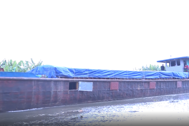 Triệt phá sới bạc "khủng" trên sông Luộc, thu hàng tỷ đồng