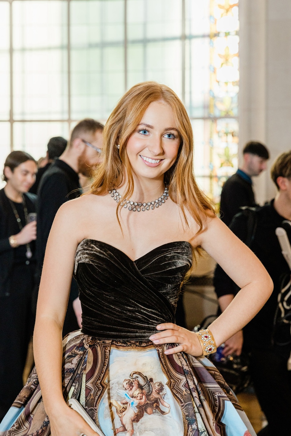 Dạ hội trưởng thành của 20 tiểu thư thượng lưu: Giàu cũng chưa chắc được dự - 5 Dạ hội trưởng thành của 20 tiểu thư thượng lưu: Giàu cũng chưa chắc được dự - 5