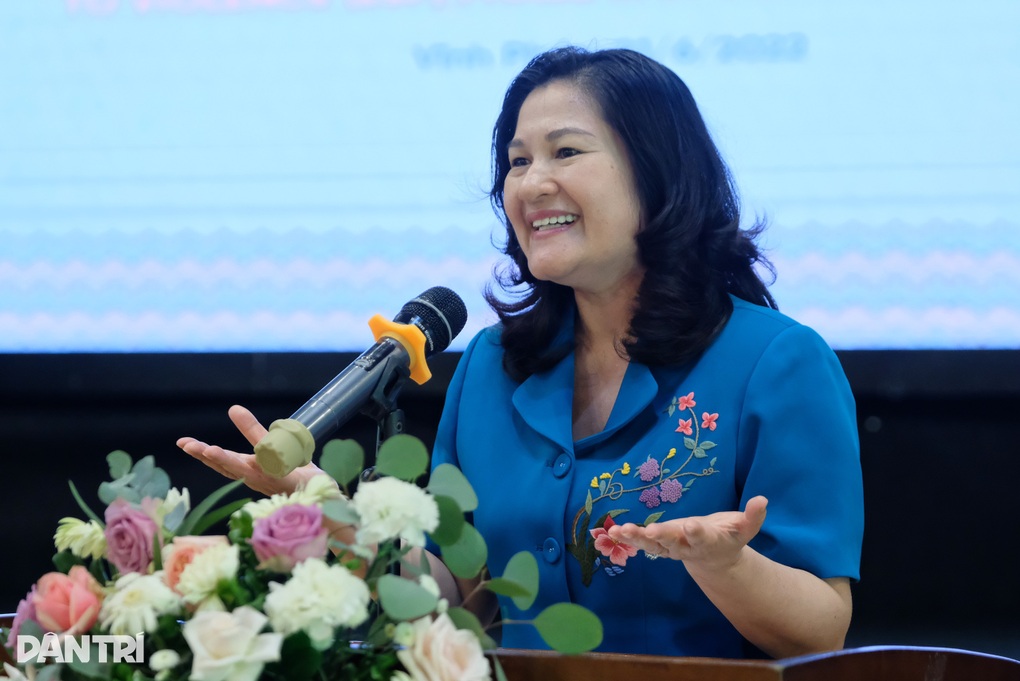Nhân rộng mô hình hỗ trợ phụ nữ, trẻ em bị bạo lực - 1 Nhân rộng mô hình hỗ trợ phụ nữ, trẻ em bị bạo lực - 1