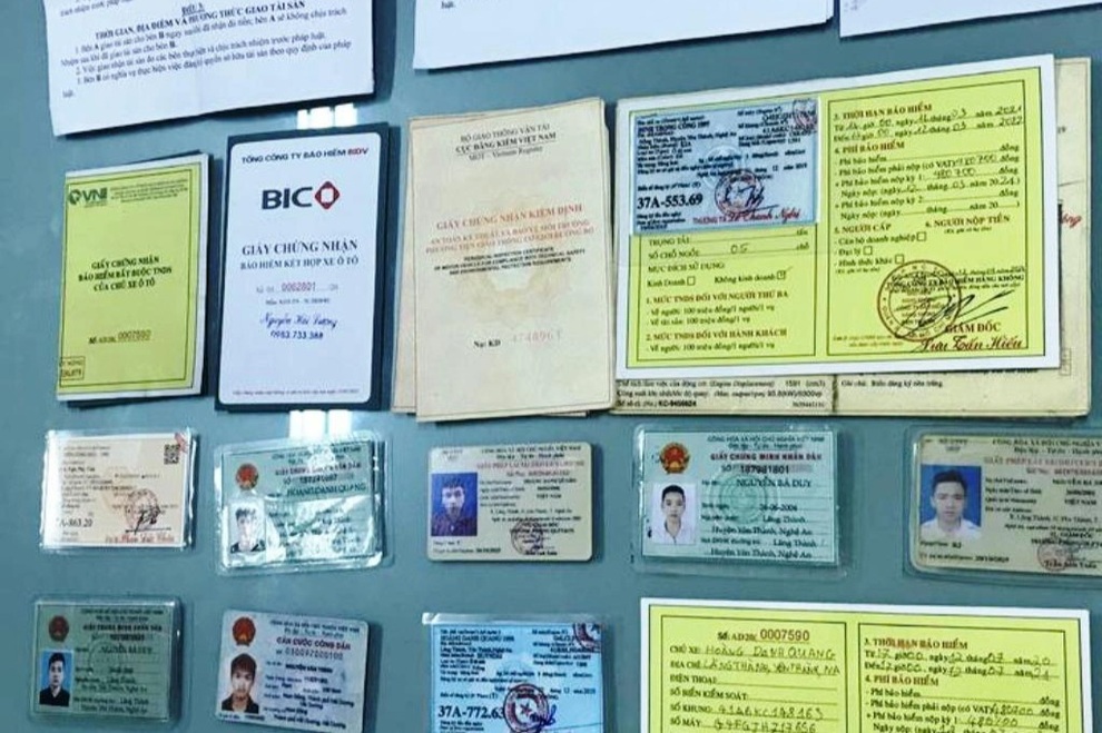 Đóng mác giám đốc doanh nghiệp thuê xe tự lái rồi chiếm đoạt - 1 Đóng mác giám đốc doanh nghiệp thuê xe tự lái rồi chiếm đoạt - 1