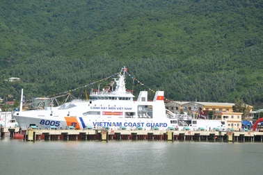 Hạ thủy tàu cảnh sát biển có sân đỗ máy bay trực thăng