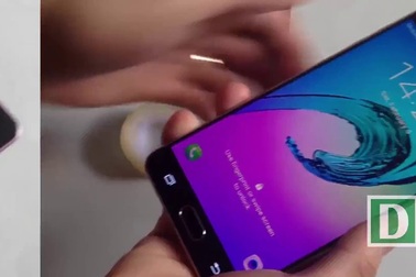 Cách mở khoá smartphone bằng vân tay “hai tay như một”