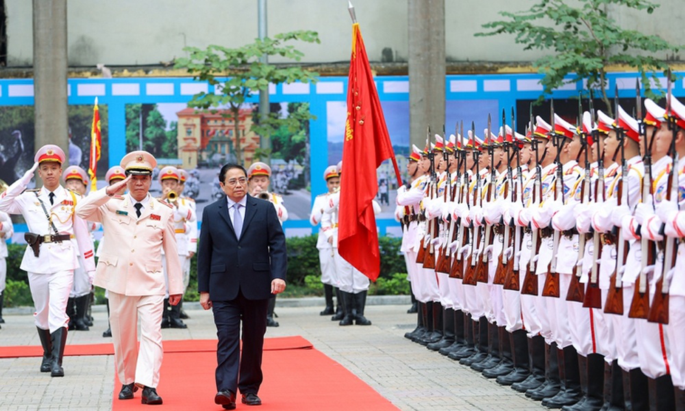 “Công an không chỉ bảo vệ pháp luật mà còn là người bạn đồng hành của dân”