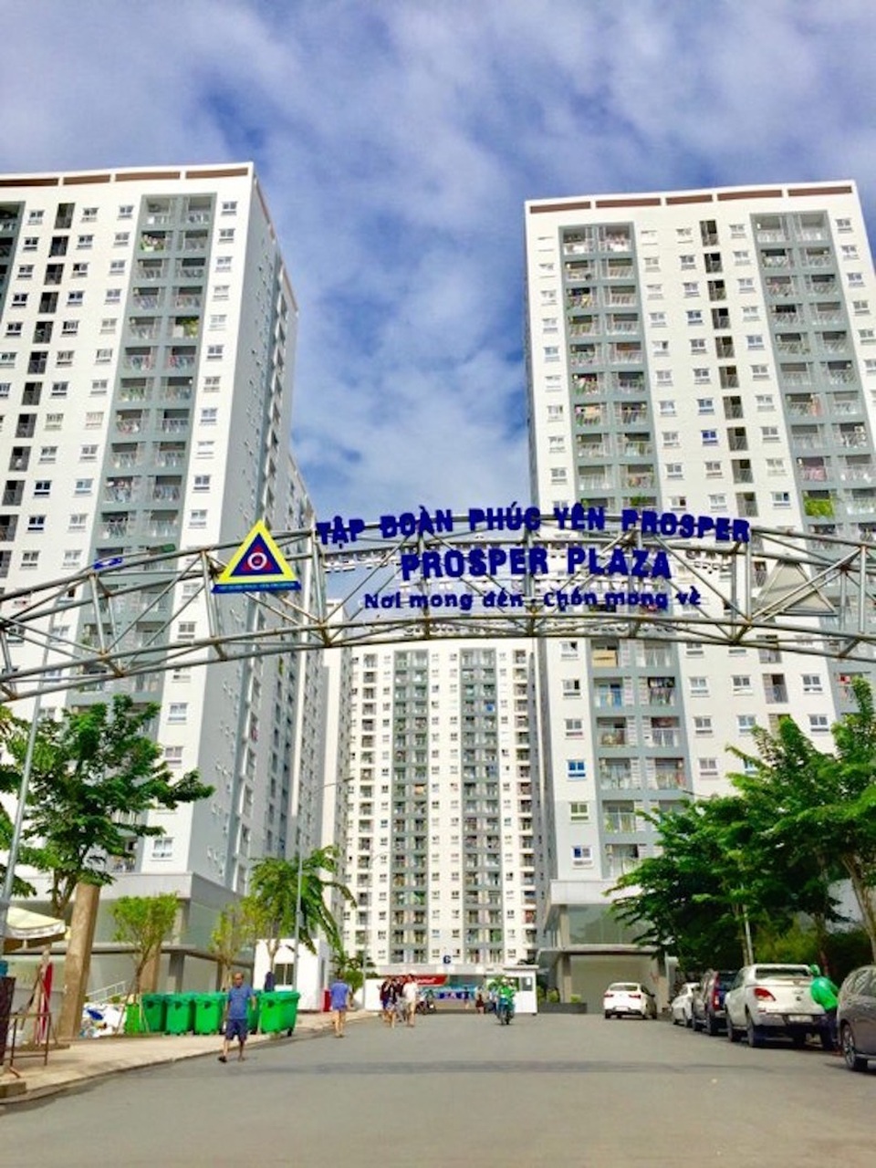 Vụ dọa đuổi khách hàng khỏi chung cư: Chủ đầu tư lên tiếng phân trần - 1 Vụ dọa đuổi khách hàng khỏi chung cư: Chủ đầu tư lên tiếng phân trần - 1