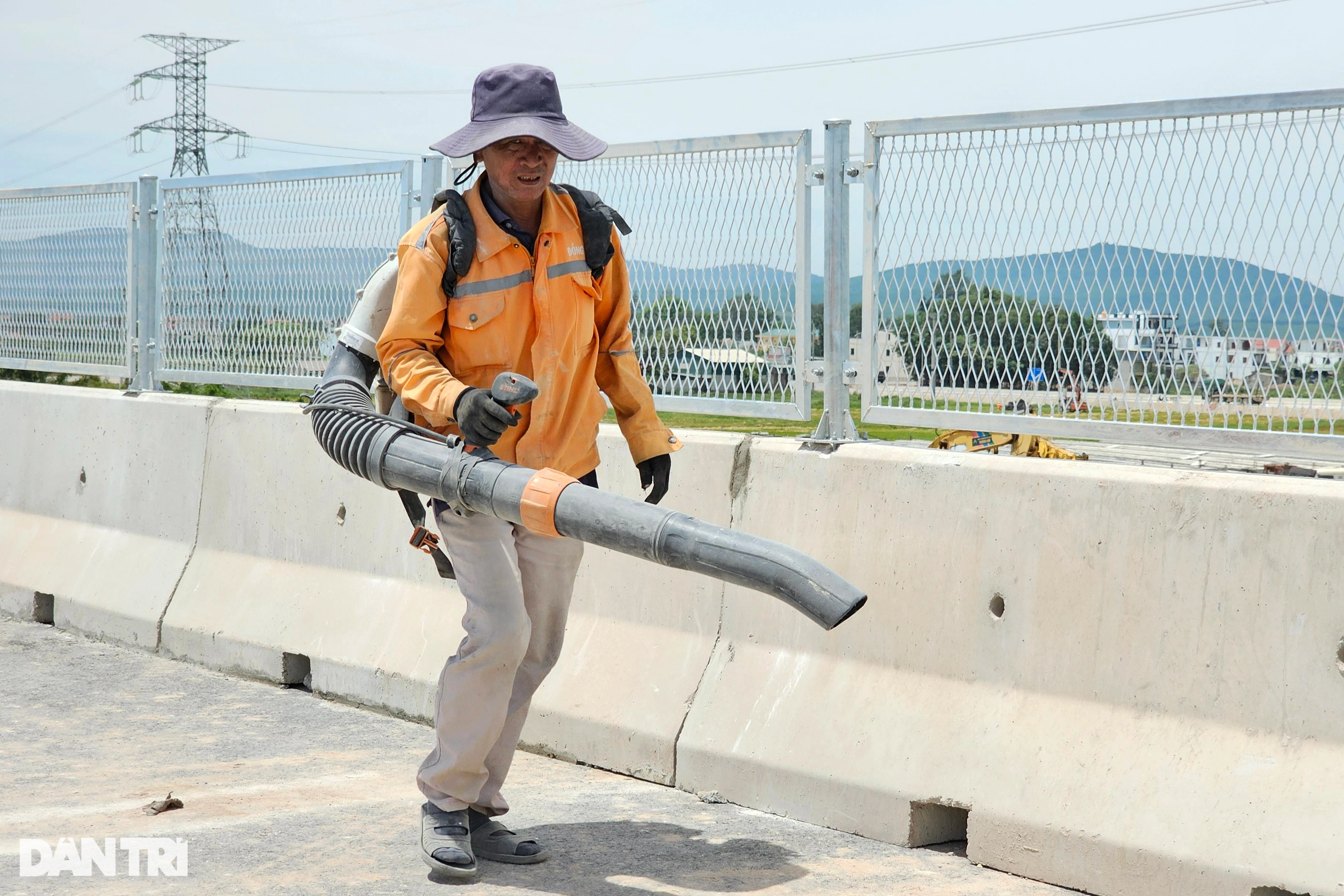 Toàn cảnh cao tốc đoạn Nghi Sơn - Diễn Châu sắp đưa vào sử dụng - 11