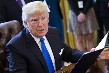 Ông Trump dọa đóng băng thỏa thuận với Hàn Quốc cho tới khi đàm phán xong với Triều Tiên