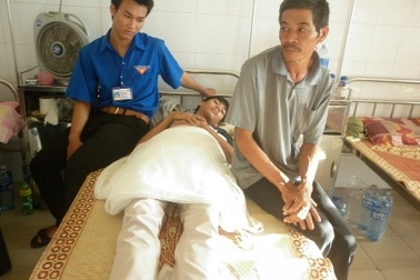 Phải nhập viện vẫn quyết tâm thi đại học