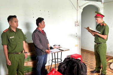 Khởi tố giám đốc kinh doanh chiếm đoạt tiền tỷ của công ty