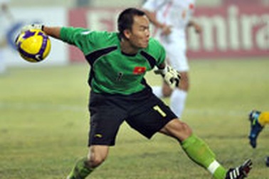 Thủ môn Dương Hồng Sơn: “Đã tới lúc Việt Nam hướng ra châu Á”
