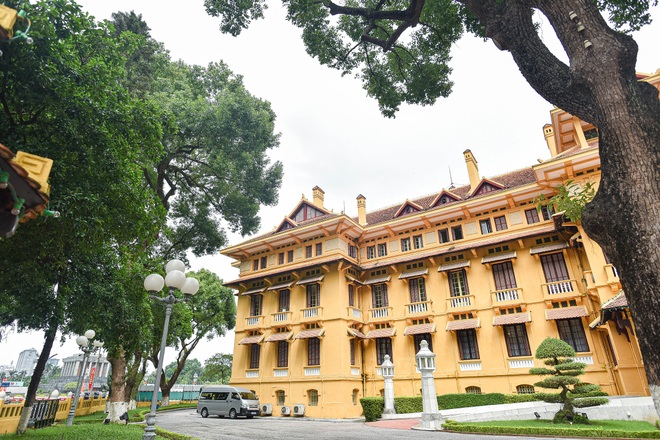 Chiêm ngưỡng tòa nhà 100 mái độc đáo bậc nhất Hà Nội - 9 Chiêm ngưỡng tòa nhà 100 mái độc đáo bậc nhất Hà Nội - 9