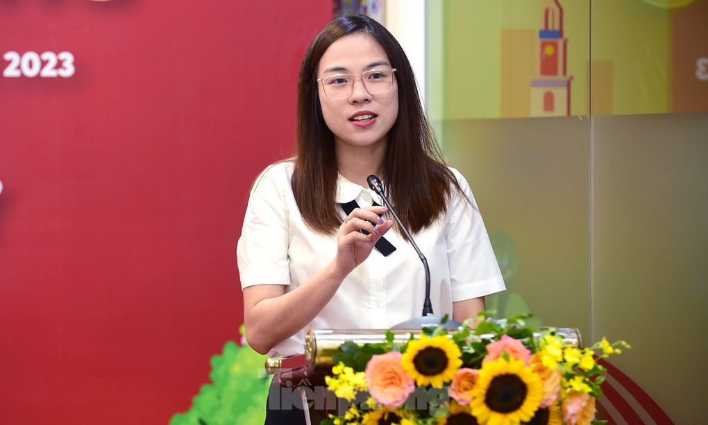 Ra mắt Câu lạc bộ tiếng Anh Cambridge miễn phí cho học sinh toàn quốc - 2 Ra mắt Câu lạc bộ tiếng Anh Cambridge miễn phí cho học sinh toàn quốc - 2