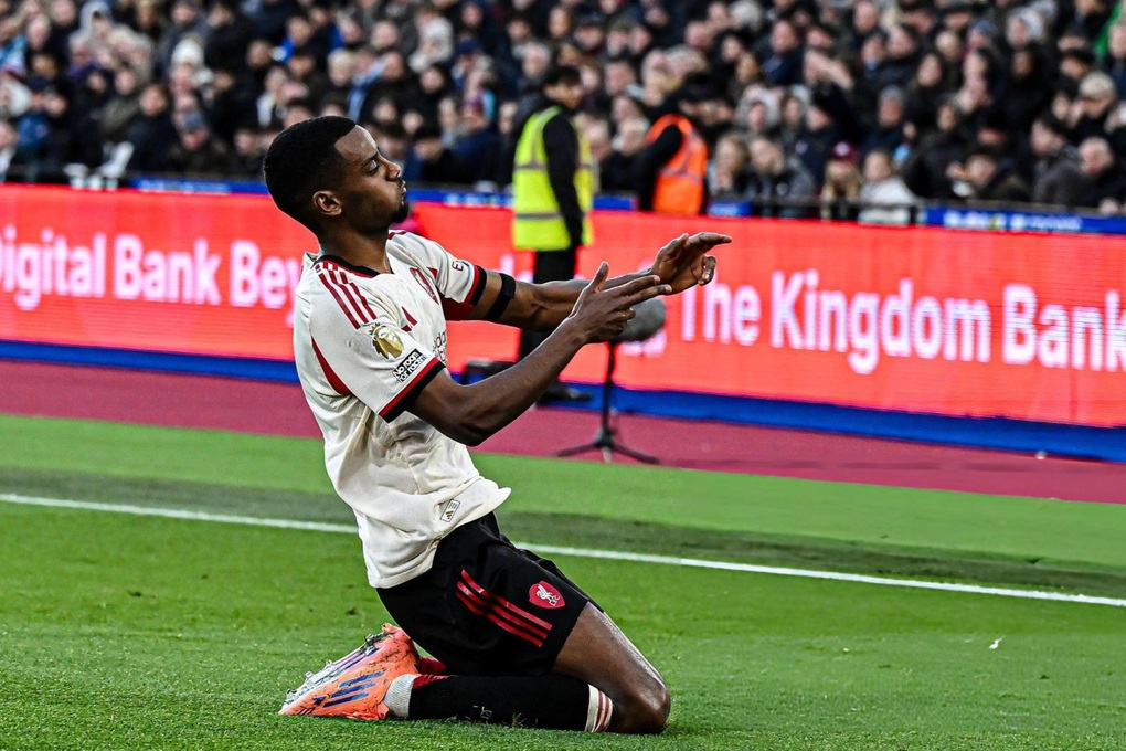 Đánh bại West Ham, Liverpool chấm dứt chuỗi ngày ảm đạm - 2 Đánh bại West Ham, Liverpool chấm dứt chuỗi ngày ảm đạm - 2