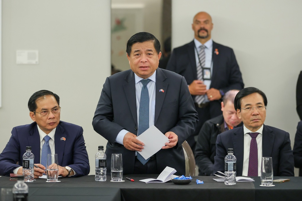 Nghe hiến kế phát triển đất nước, Thủ tướng muốn Việt Nam đi sau về trước - 5 Nghe hiến kế phát triển đất nước, Thủ tướng muốn Việt Nam đi sau về trước - 5