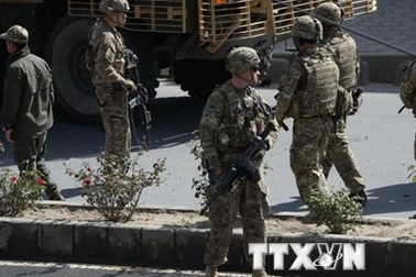 Mỹ điều lực lượng trên bộ đến Trung Đông là "món quà cho IS"