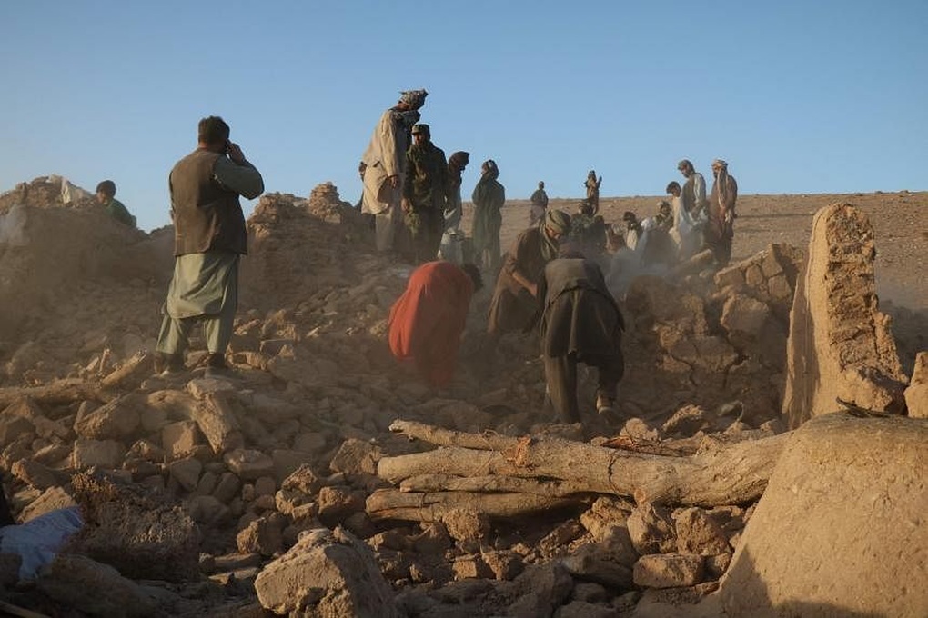 Động đất ở Afghanistan: 2.053 người chết, hàng loạt ngôi làng bị san phẳng - 1 Động đất ở Afghanistan: 2.053 người chết, hàng loạt ngôi làng bị san phẳng - 1