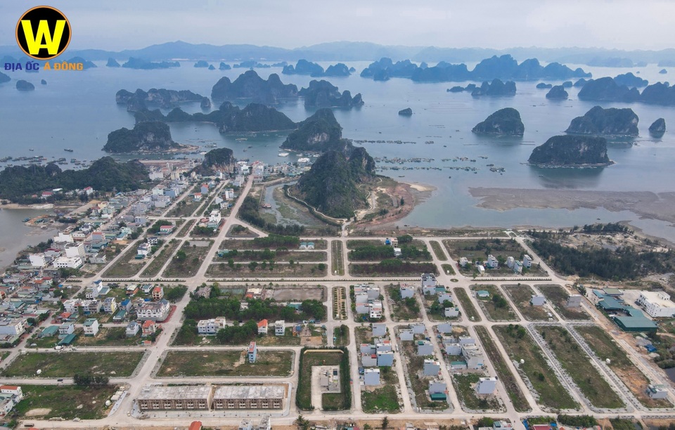 Ra mắt quỹ đất nền trung tâm thị trấn Cái Rồng Vân Đồn - 2 Ra mắt quỹ đất nền trung tâm thị trấn Cái Rồng Vân Đồn - 2