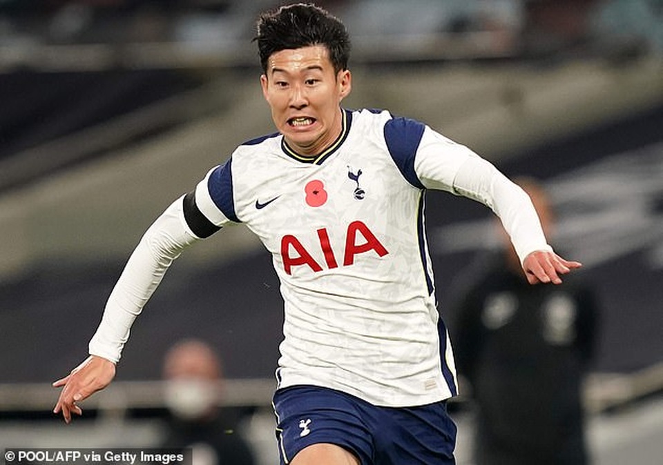 HLV Mourinho đứng ngồi không yên vì Son Heung Min - 2 HLV Mourinho đứng ngồi không yên vì Son Heung Min - 2