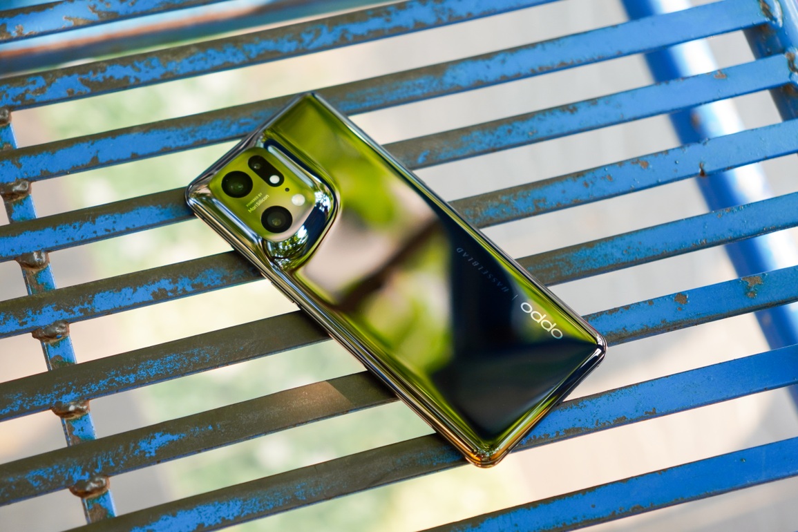 Cận cảnh Oppo Find X5 Pro - Đối thủ của iPhone 13 Pro Max, Galaxy S22 Ultra - 10 Cận cảnh Oppo Find X5 Pro - Đối thủ của iPhone 13 Pro Max, Galaxy S22 Ultra - 10